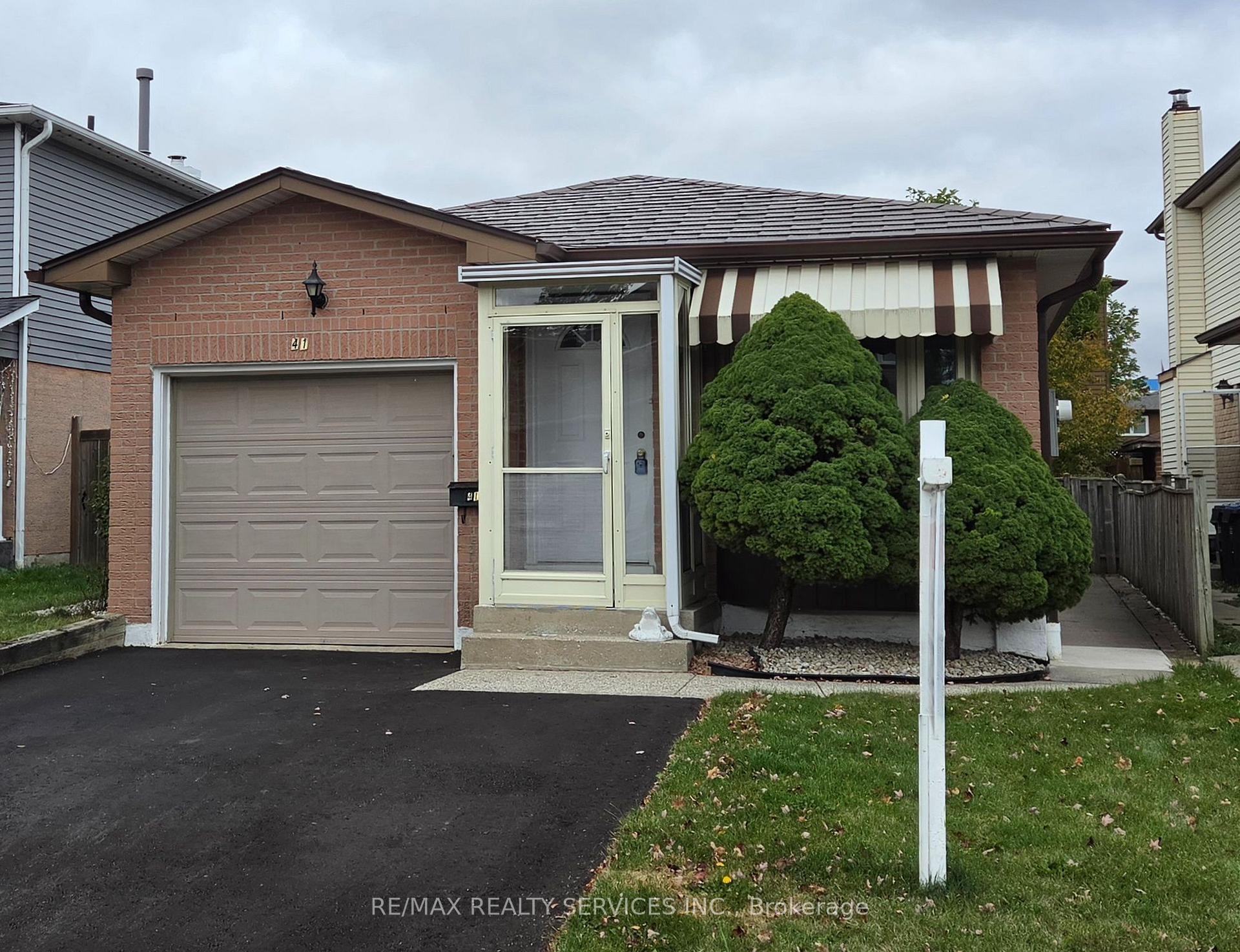 41 Greenleaf Crescent, Brampton