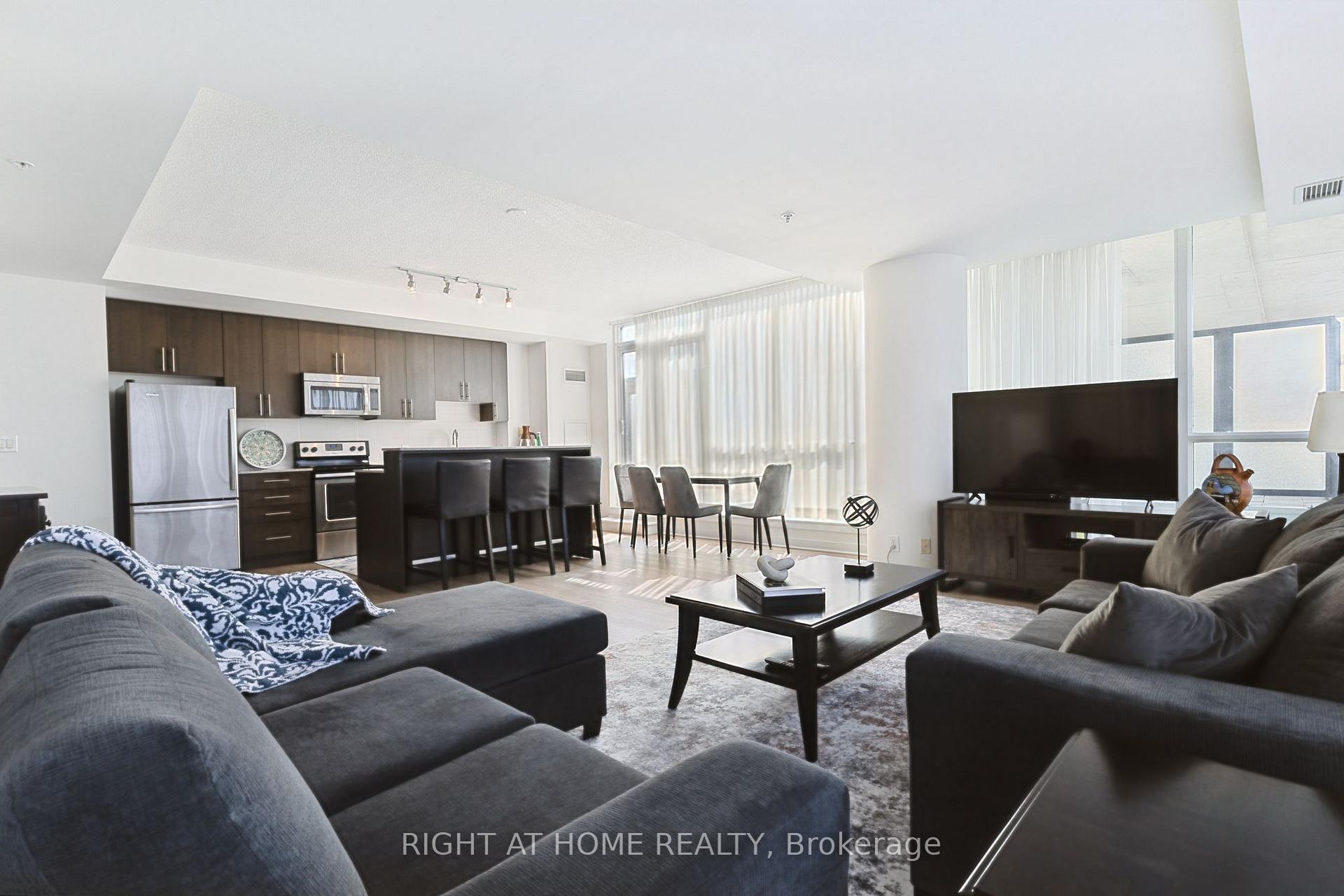 302-3985 Grand Park Drive, Mississauga
