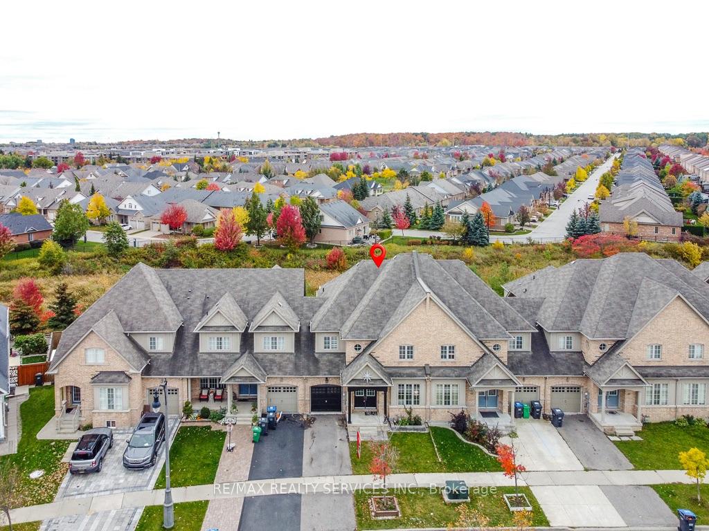 30 Naperton Drive, Brampton