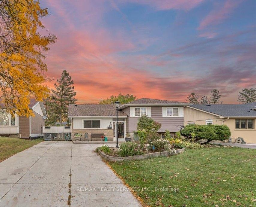 53 Windermere Court, Brampton