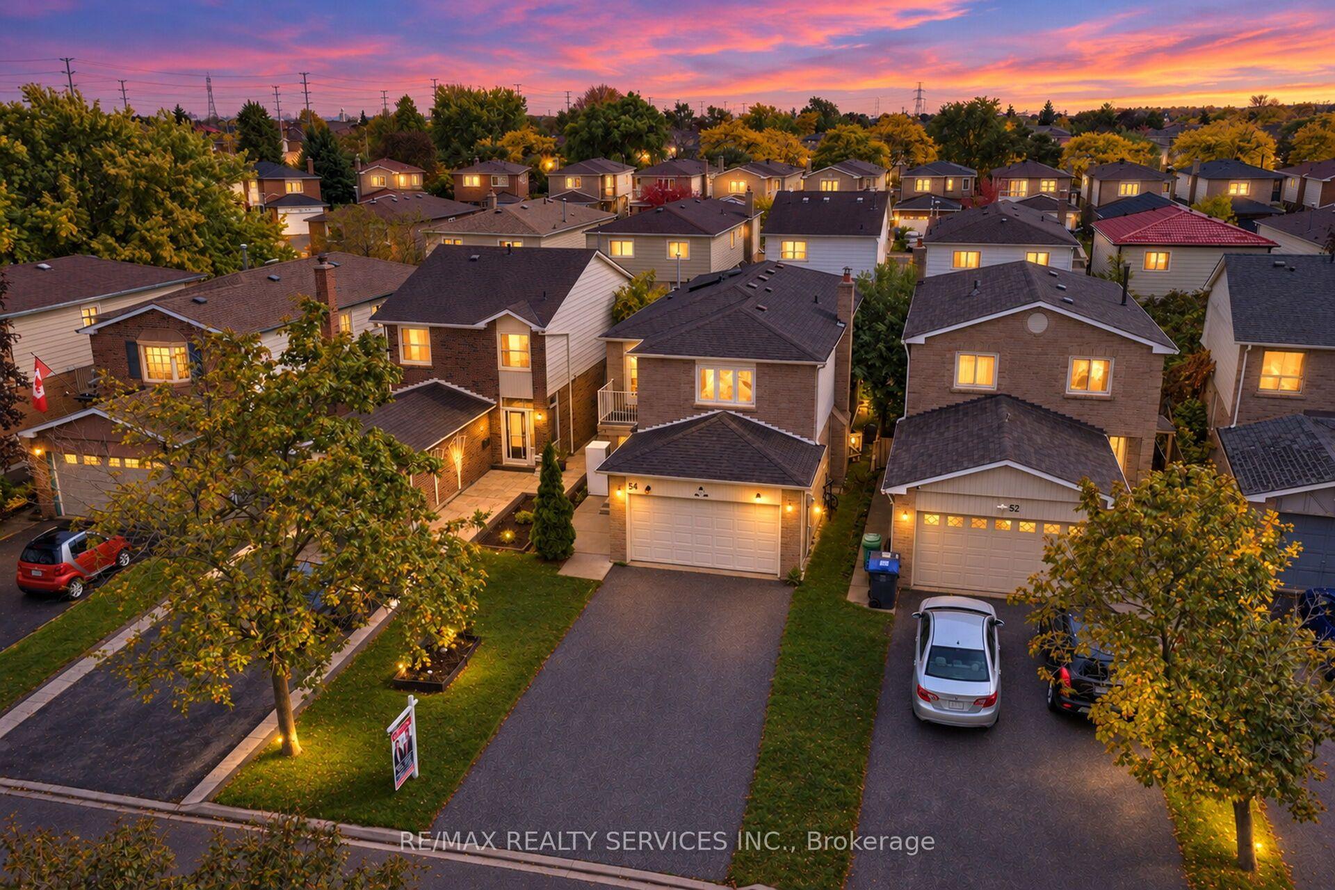 54 Pickard Lane, Brampton