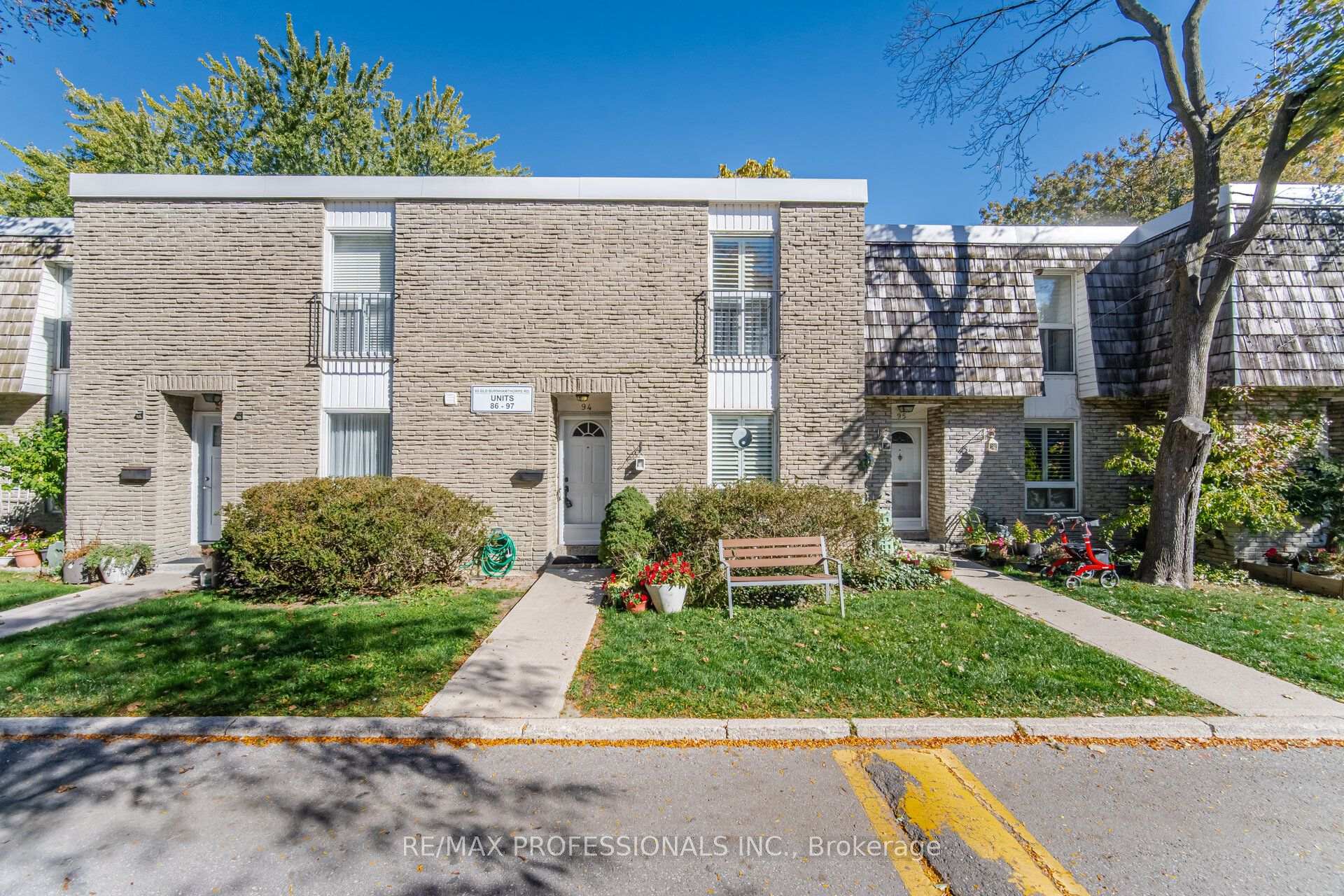 94-65 Old Burnhamthorpe Road, Toronto