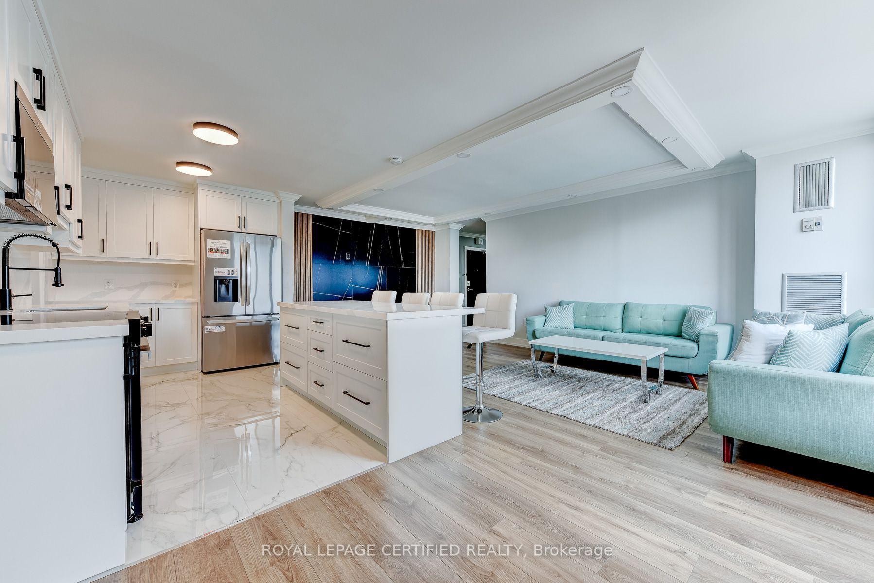 301-3170 Kirwin Avenue, Mississauga