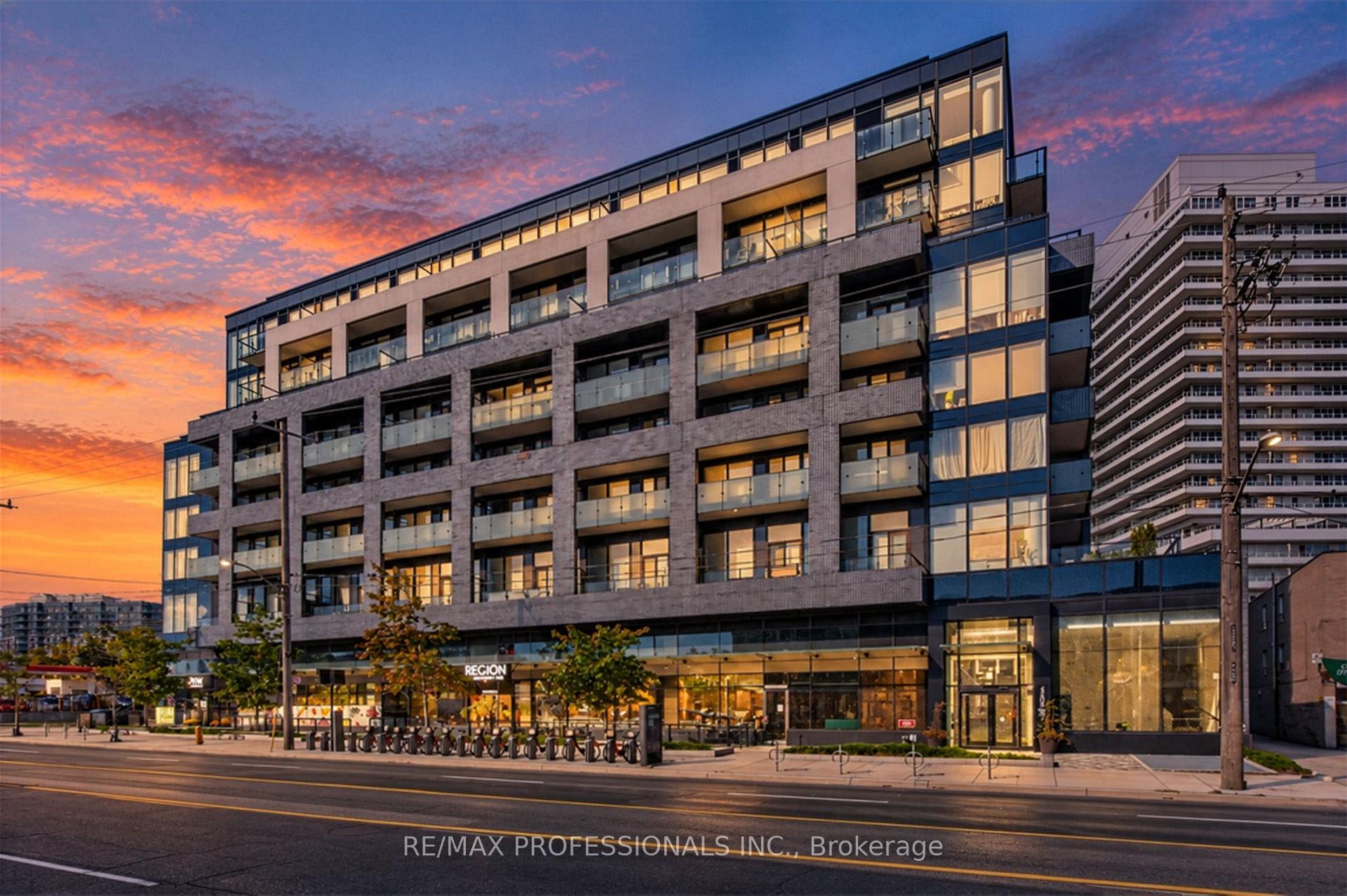 609-4208 Dundas Street W, Toronto
