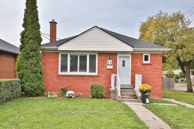 17 Loney Avenue, Toronto