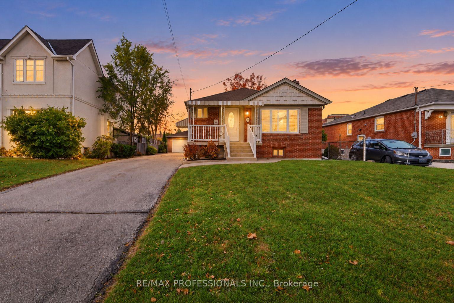 28 Wickford Drive, Toronto