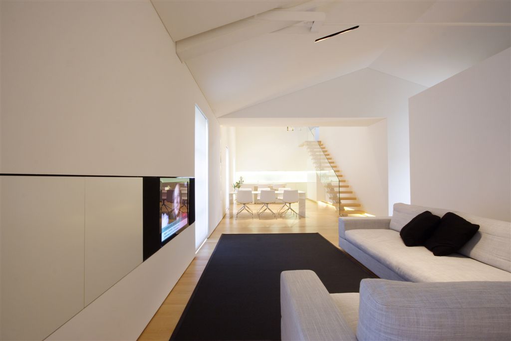 Spectacular Vienna Way Project by Marmol Radziner