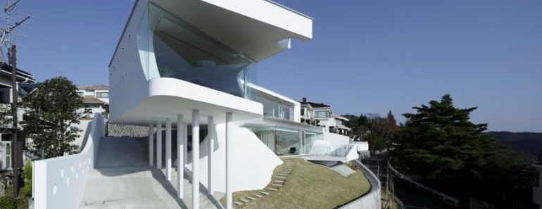 Exterior view of the Modern Mountain Home by Eastern Design Office