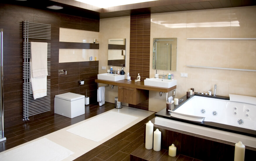 90 Master Bathrooms with Hardwood Flooring (Photos)