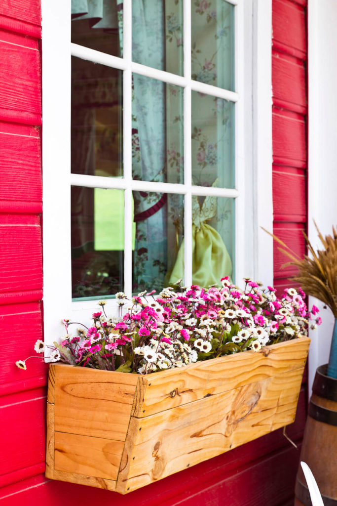 32 Stunning Flower Box Ideas & Arrangements
