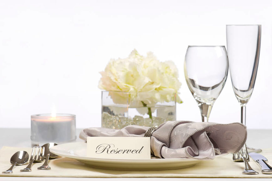 44 Terrific Table Setting Ideas for Dinner Parties & Holidays (2018) 44 Terrific Table Setting Ideas for Dinner Parties & Holidays (2018)