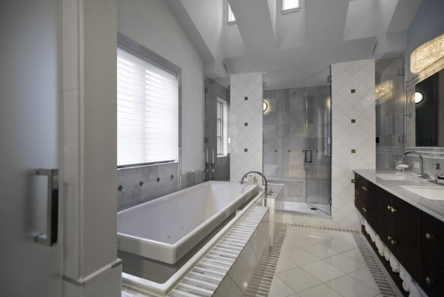 30 Bathrooms with LShaped Vanities