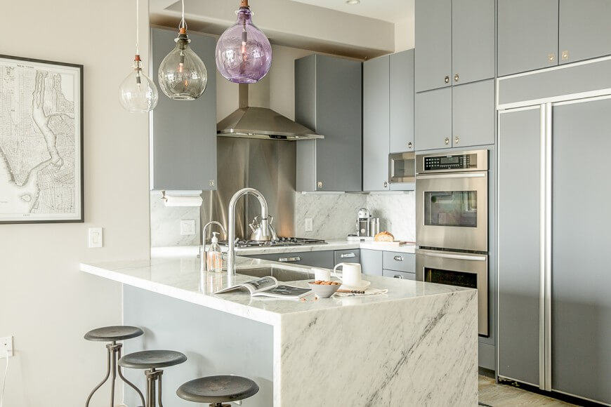 55 Gorgeous Kitchens amongst Stainless Steel Appliances (Photos) Kitchen amongst dark cabinets too stainless steel appliances 55 Gorgeous Kitchens amongst Stainless Steel Appliances (Photos)