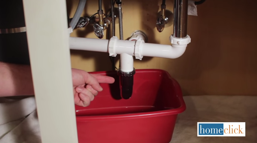 This guide teaches you how to simply and effectively get your sink flowing again. You won't have to call a plumber next time the sink drains slowly, nor will you have to buy new tools. In 30 minutes or less, your sink will flow like it was brand new. This guide teaches you how to simply and effectively get your sink flowing again. You won't have to call a plumber next time the sink drains slowly, nor will you have to buy new tools. In 30 minutes or less, your sink will flow like it was brand new.