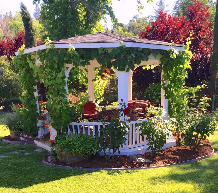 32 Wooden Gazebos That Provide Rich Design And Comfortable Spaces
