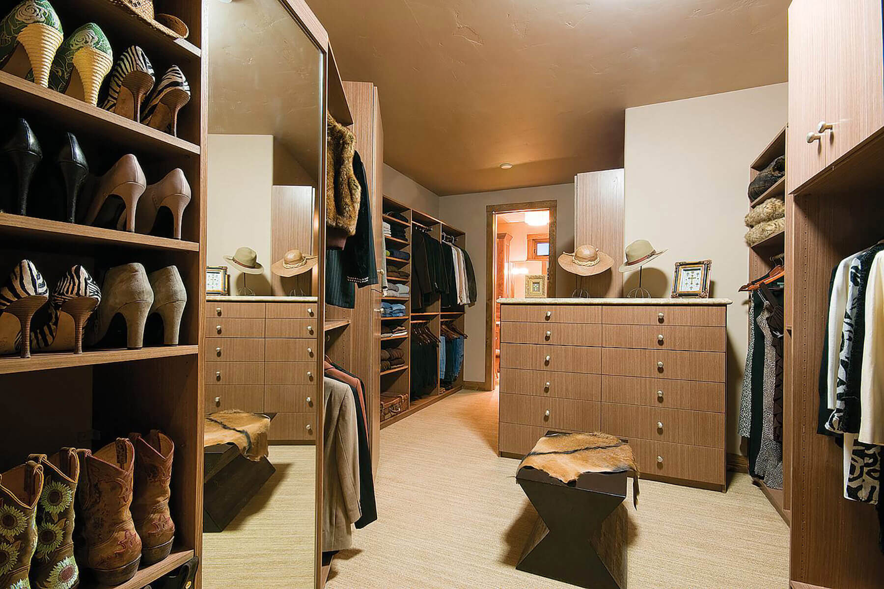 67 reach in and walk in bedroom closet storage systems