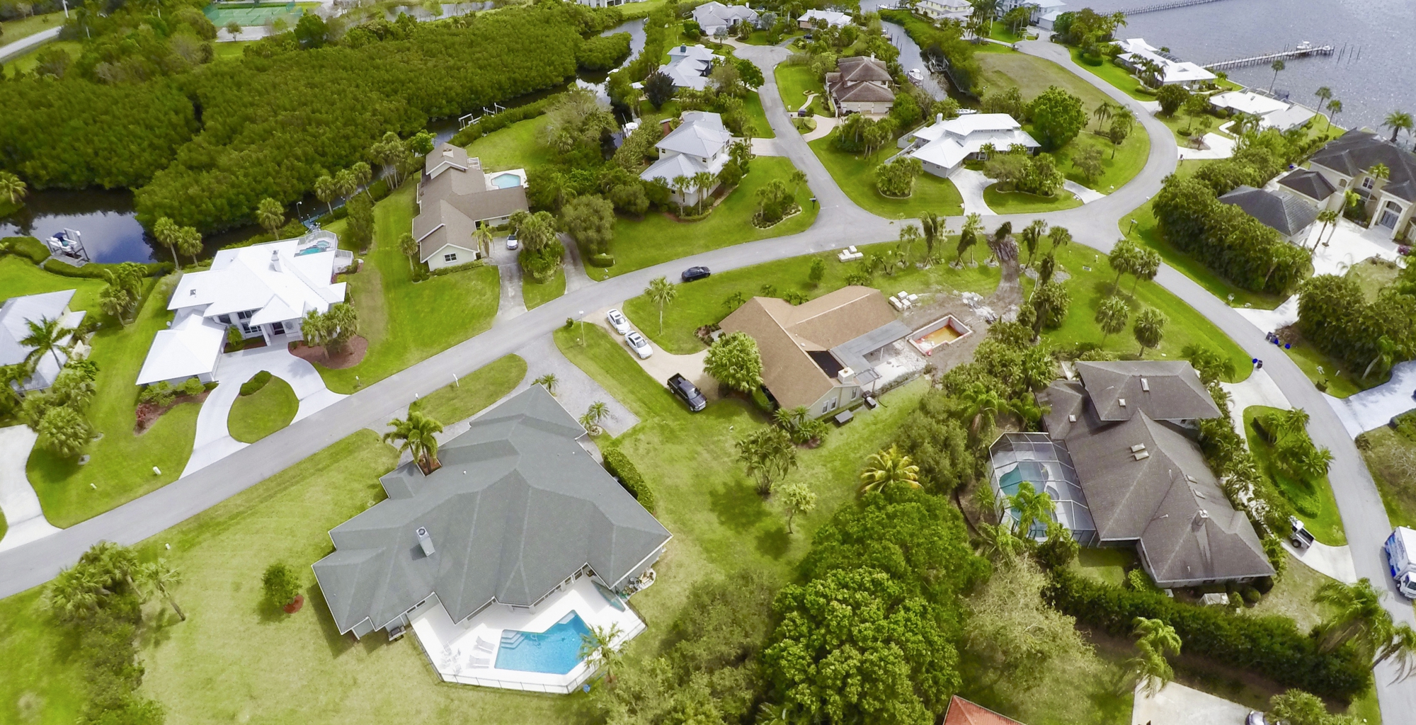 2340 Bay Colony Drive Hometakes