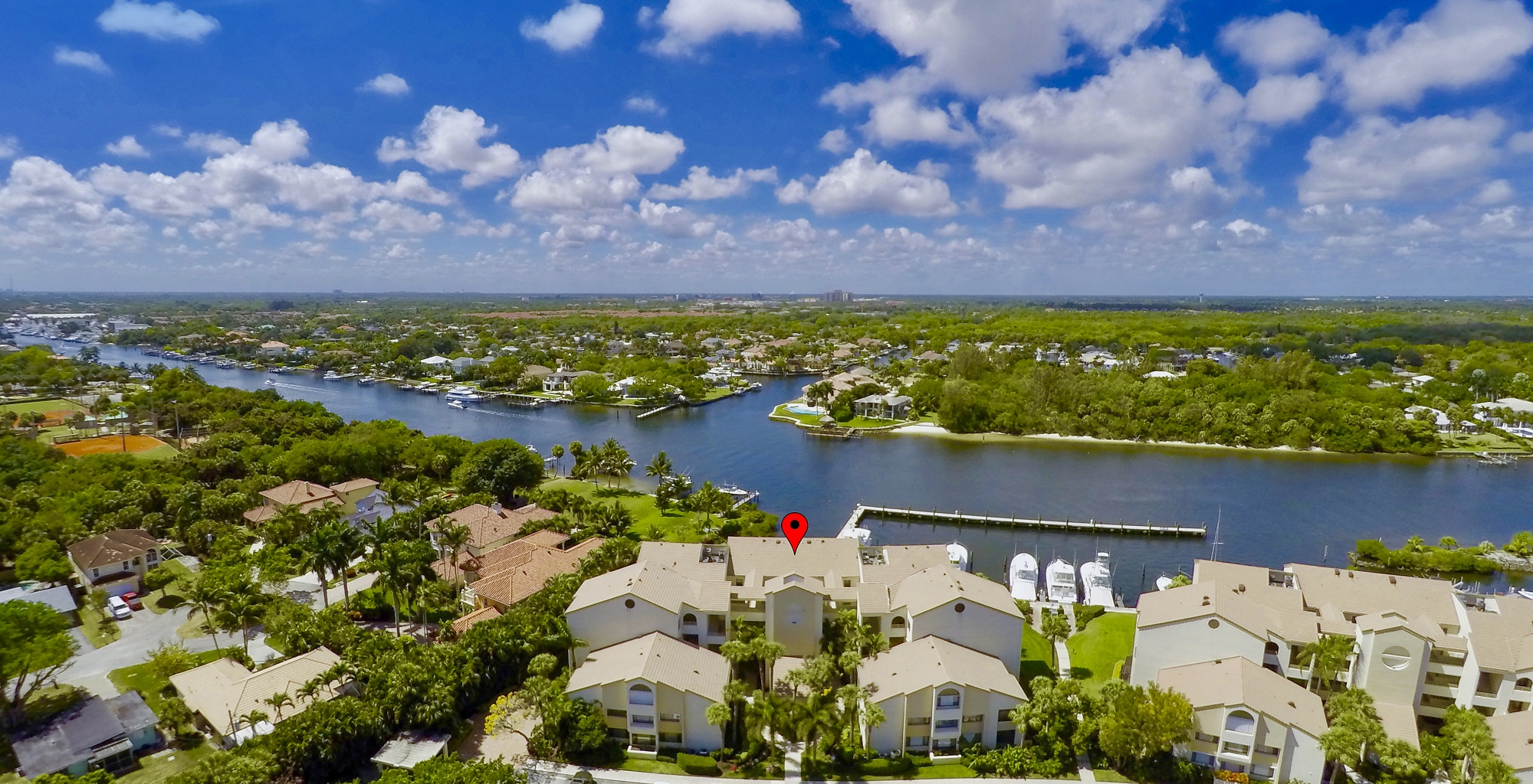 927 Oak Harbour Drive 927 Hometakes