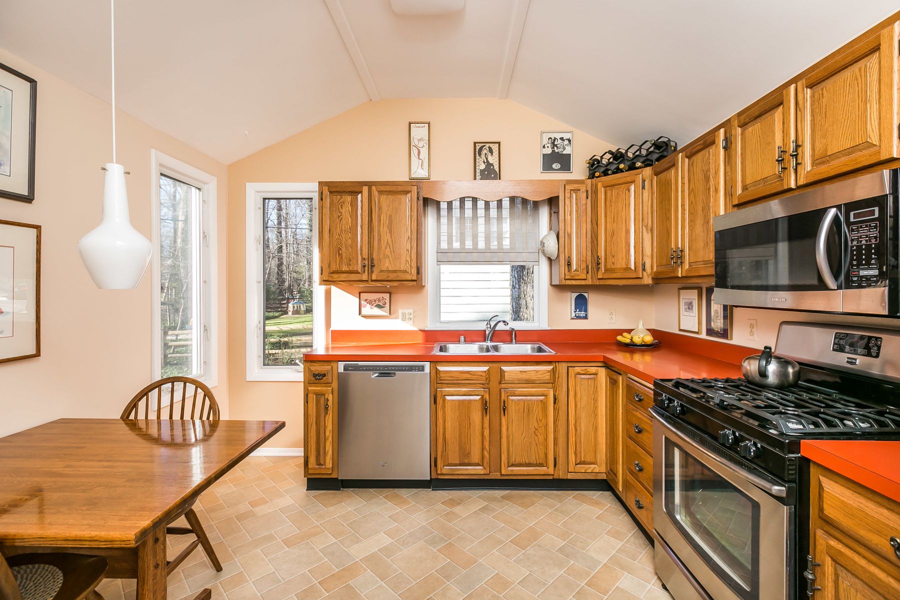 2204 Pine Valley Drive, LuthervilleTimonium, MD 21093 Hometrack Real