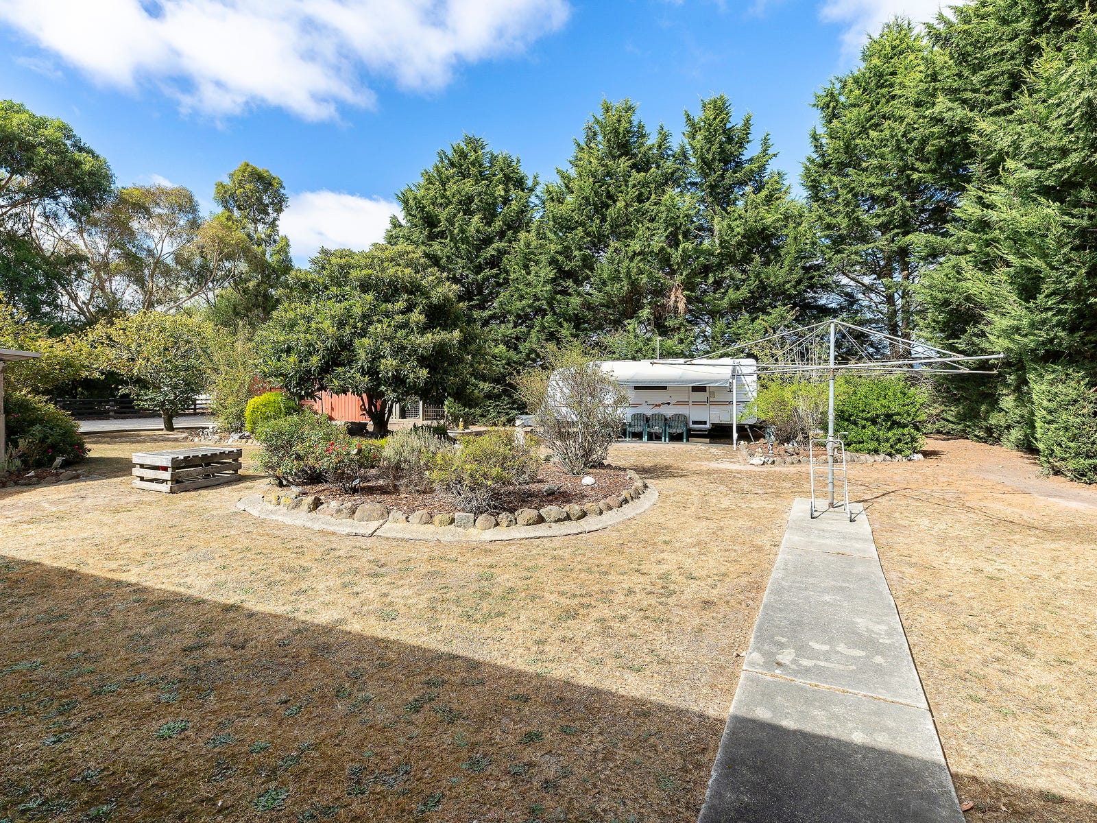 Horse Property For Sale Ross Creek Vic 3351 32 Haleys Road