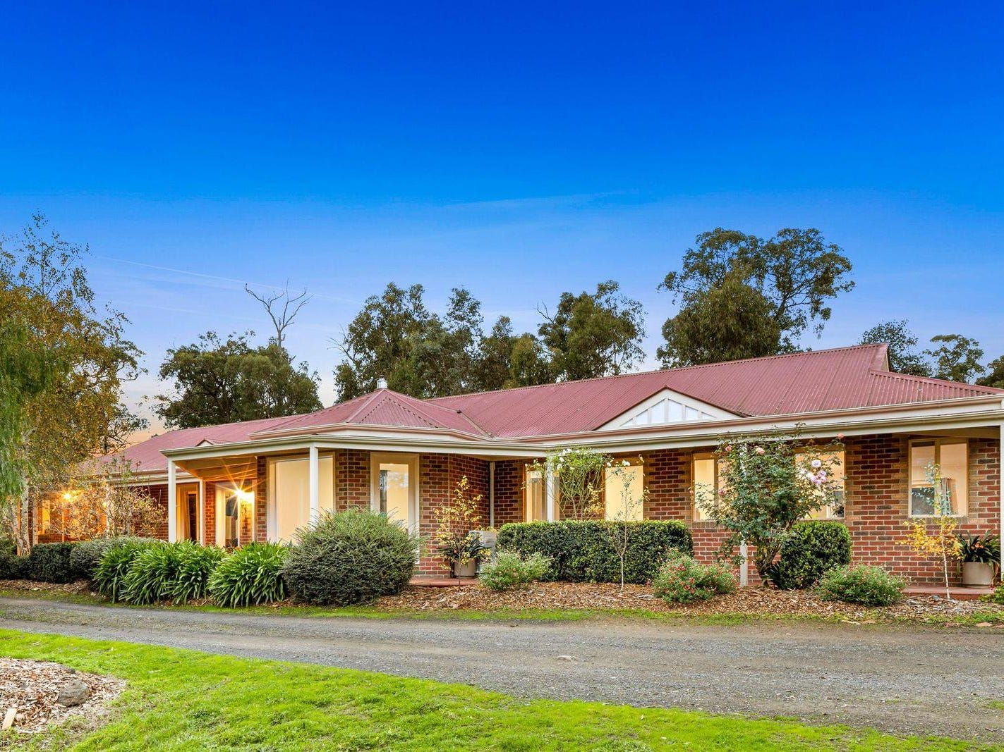 Horse Property For Sale St Andrews Vic 3761 50 School Road