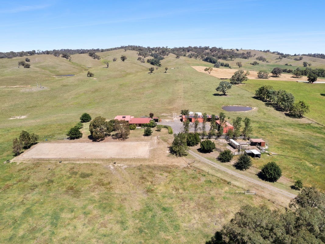 Horse Property For Sale Metcalfe Vic 3448 298 Metcalfe Redesdale Road