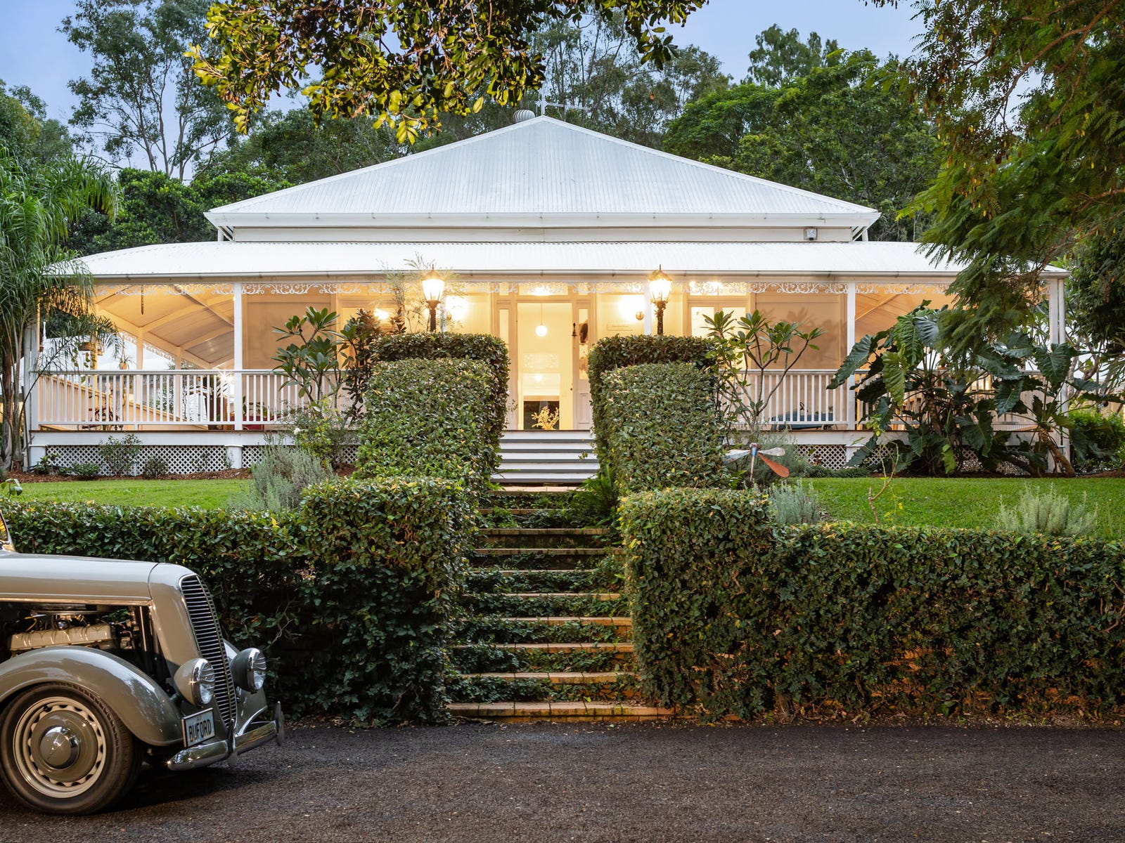 Horse Property For Sale Pullenvale Qld 4069 127 Airlie Road