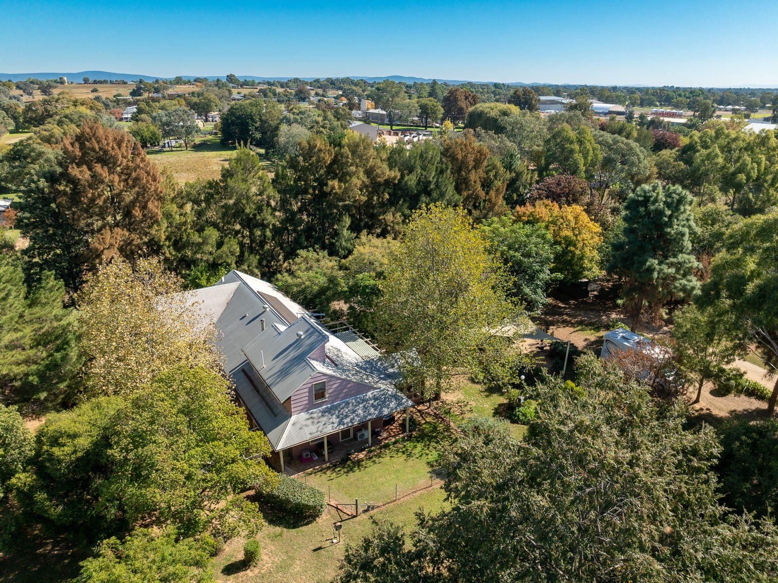 Horse Property For Sale Cowra NSW 2794 29 Fishburn Street