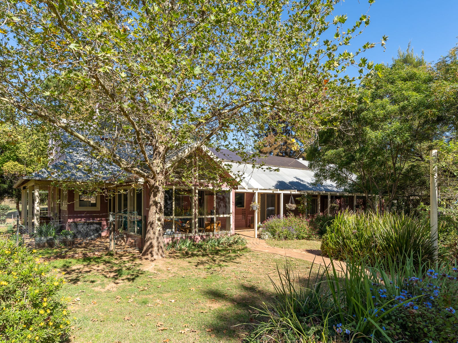 Horse Property For Sale Cowra NSW 2794 29 Fishburn Street