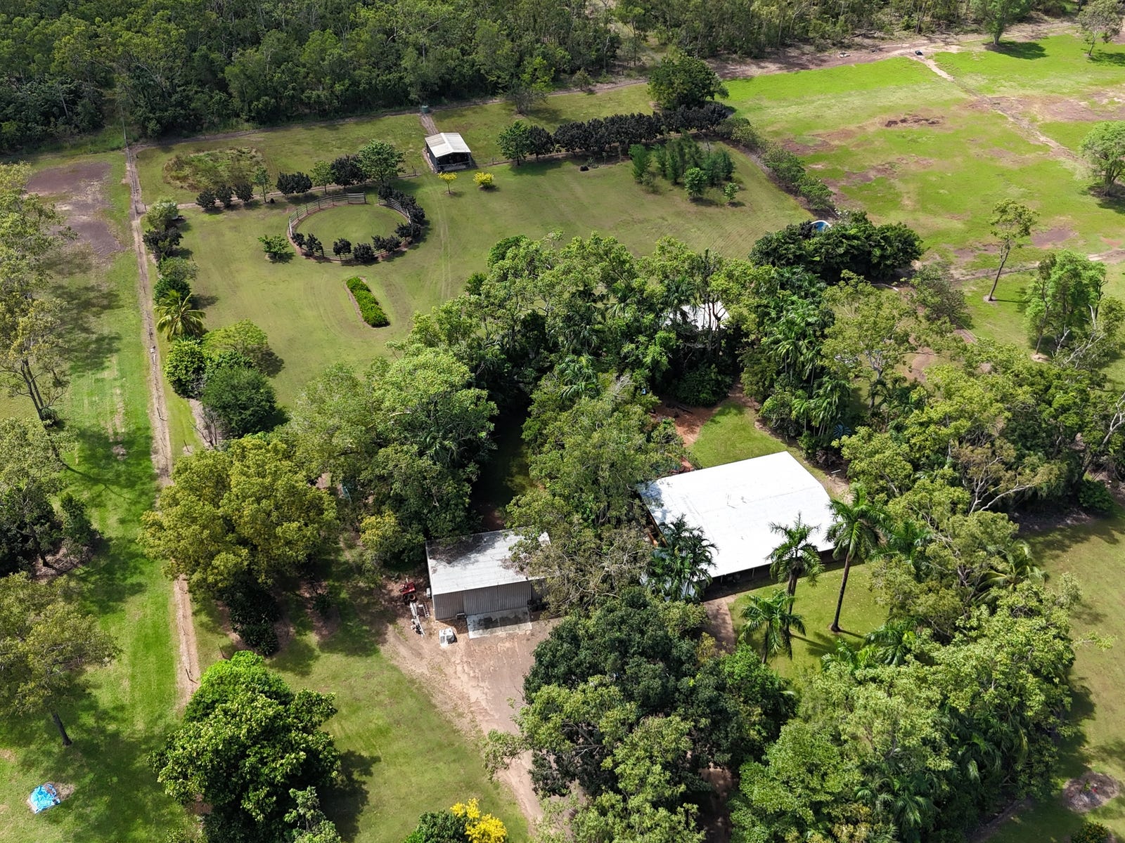 Horse Property For Sale in Humpty Doo, NT 0836