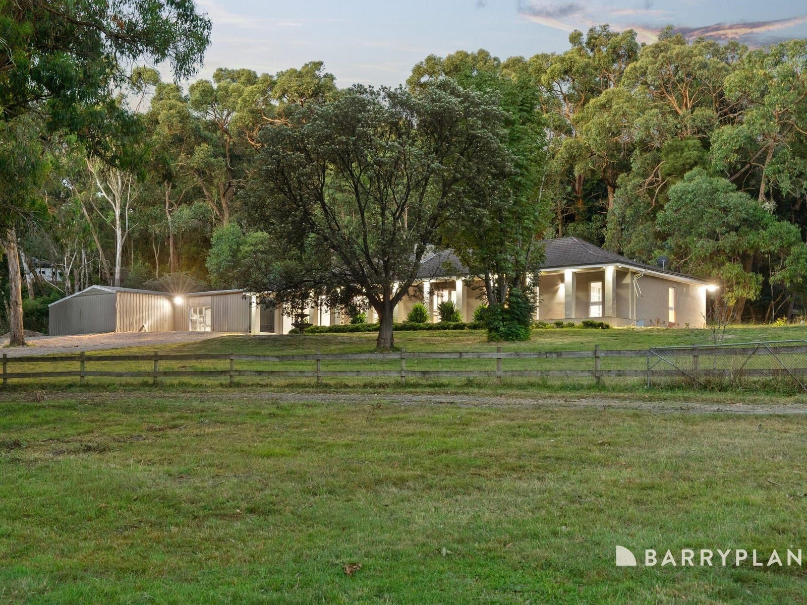 Horse Property For Sale Beaconsfield Upper Vic 3808 115 Beaconsfield