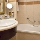 Electra Palace Superior Suite Bathroom