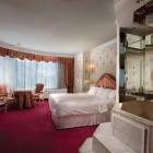 3535_Fantasyland Hotel_4