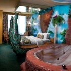 3535_Fantasyland Hotel_5