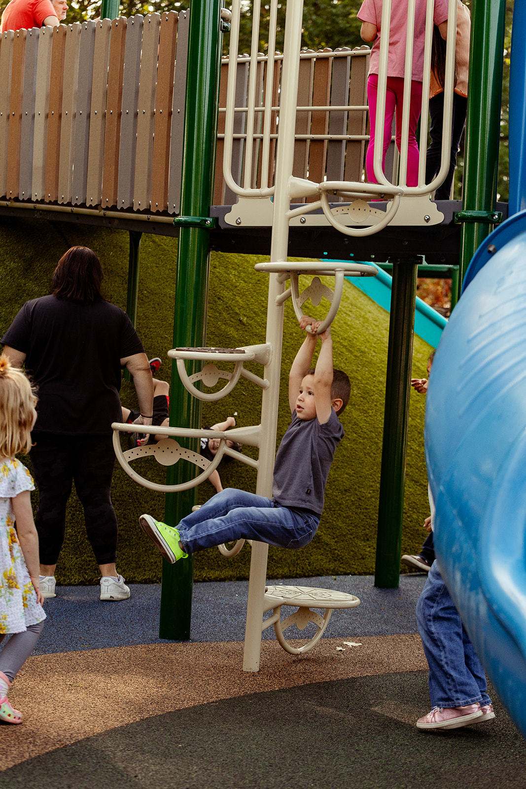 oakbrook, playworld, pip, turf, ewf