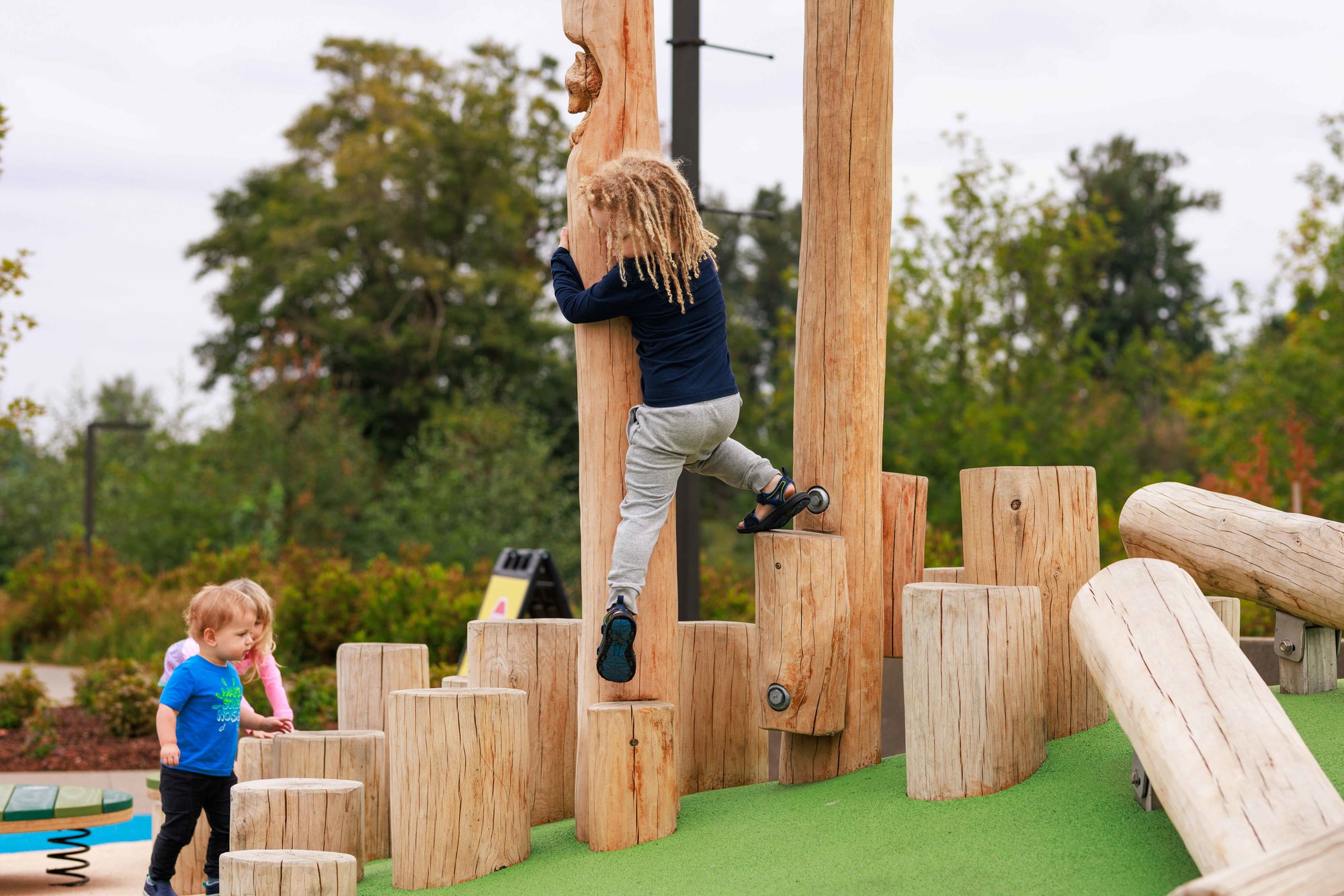 eugene riverfront, earthscape, oregon