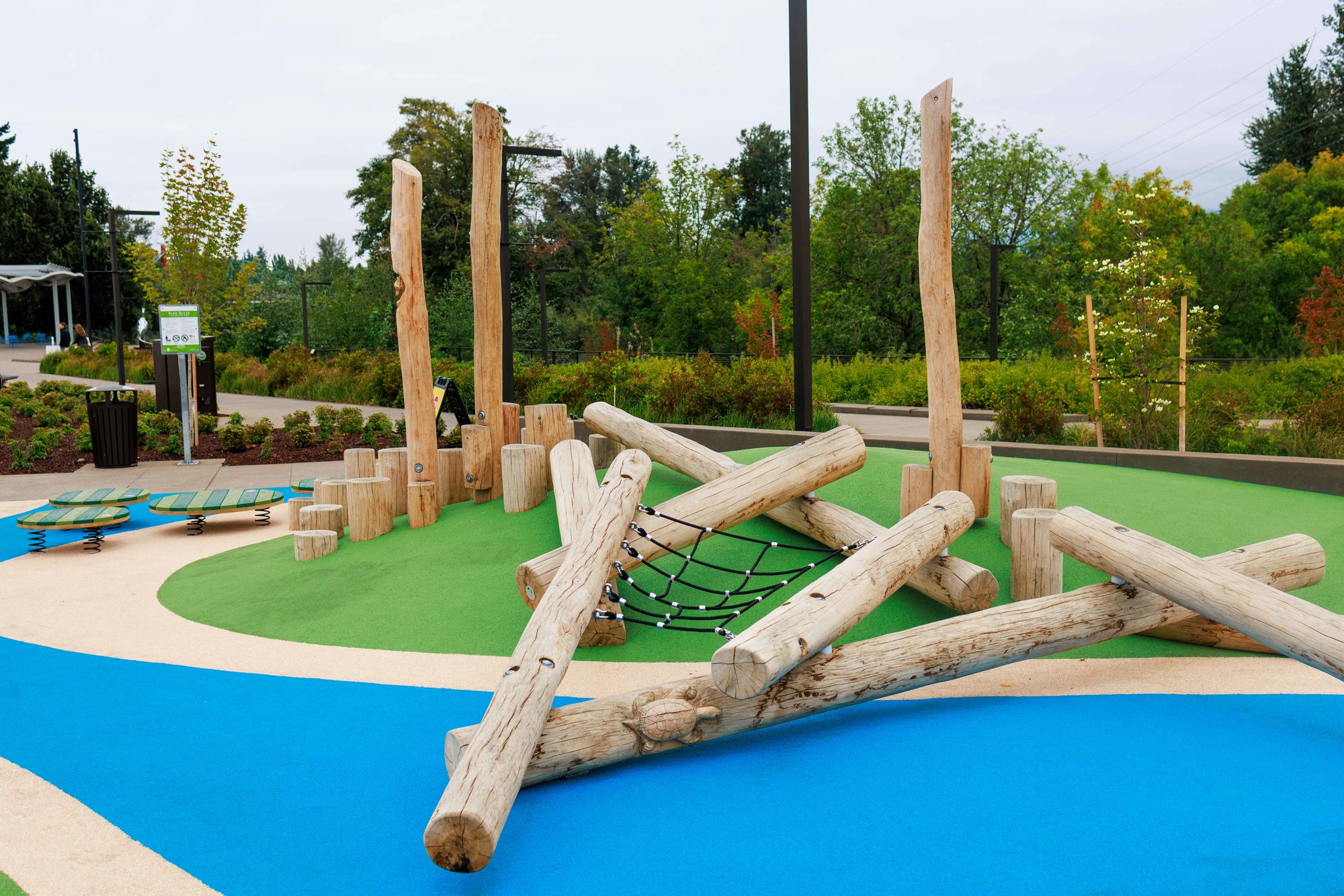eugene riverfront, earthscape, oregon