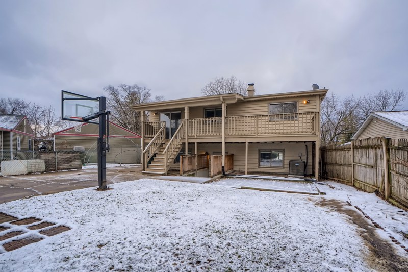 Home for rent 112 Hickory St, Mundelein, IL, 60060 Pathlight