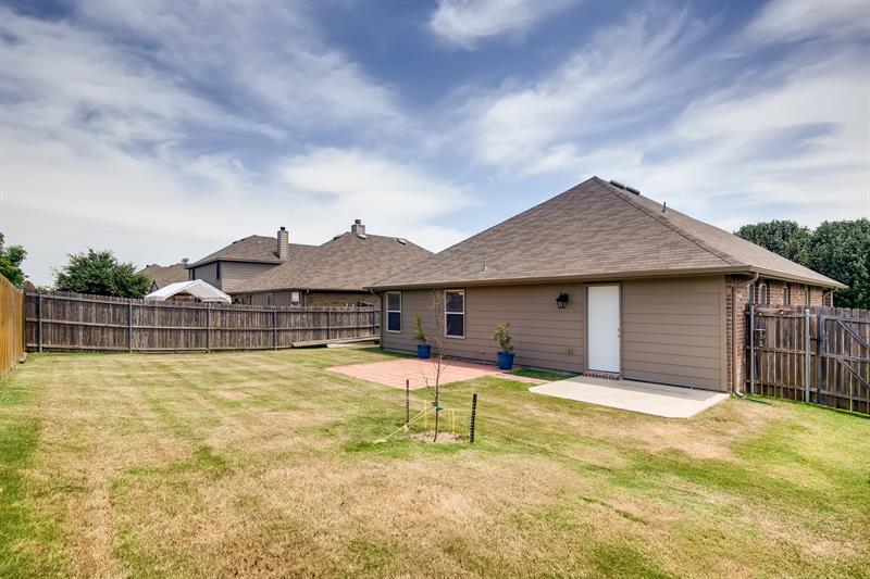 Home for rent 10317 Fossil Valley Drive, Fort Worth, TX