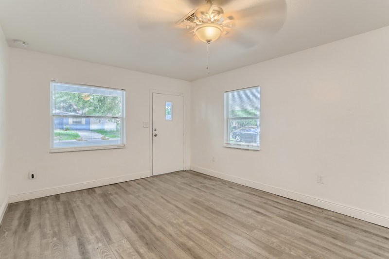 Home for rent 2114 W Okaloosa Ave, Tampa, FL, 33604 Pathlight