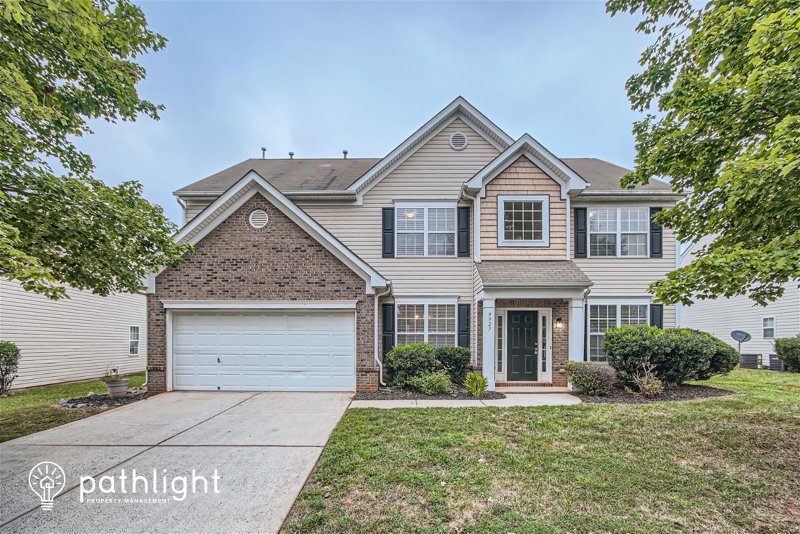 Home for rent 9927 Circle, Charlotte, NC, 28213 Pathlight