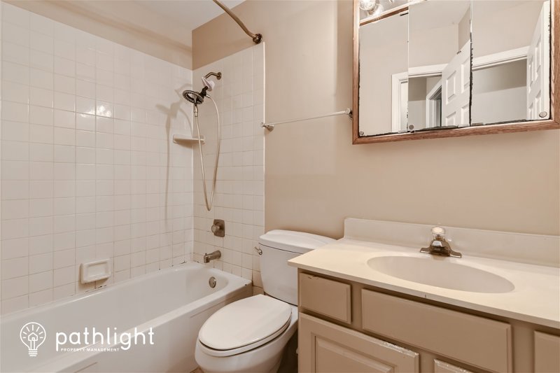 Home for rent 30W121 Wildwood Court, Warrenville, IL, 60555 Pathligh