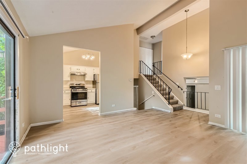 Home for rent 30W121 Wildwood Court, Warrenville, IL, 60555 Pathligh