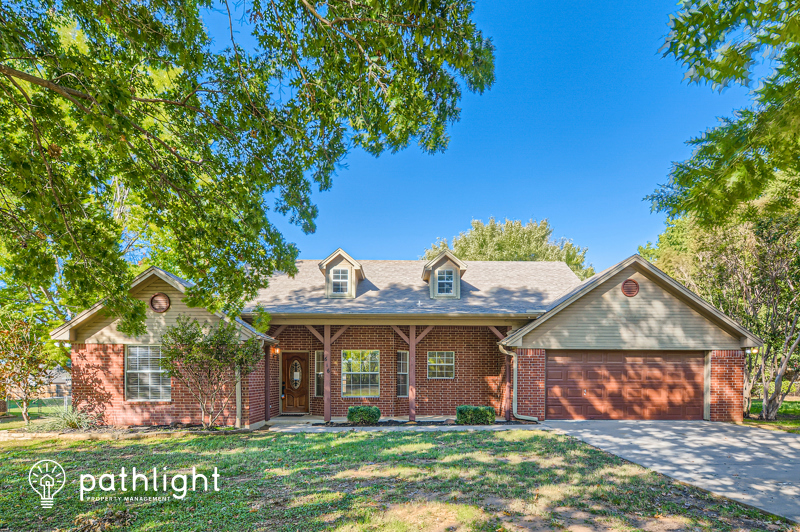 Home for rent 616 W Walcott St, Pilot Point, TX, 76258 Pathlight