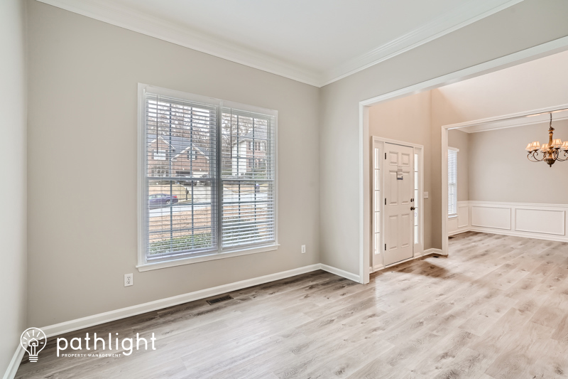 Home for rent 2016 Sugar Valley Lane, Lawrenceville, GA, 30043 Pathl