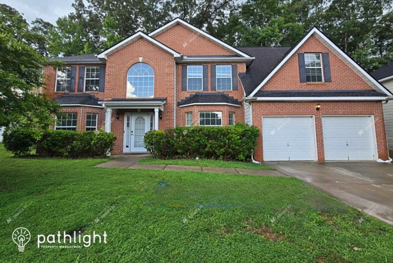 Home for rent 7529 Spoleto Loop, Fairburn, GA, 30213 Pathlight
