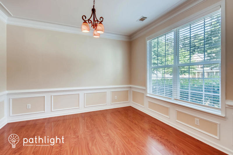 Home for rent 2371 Temple View Court, Snellville, GA, 30078 Pathligh