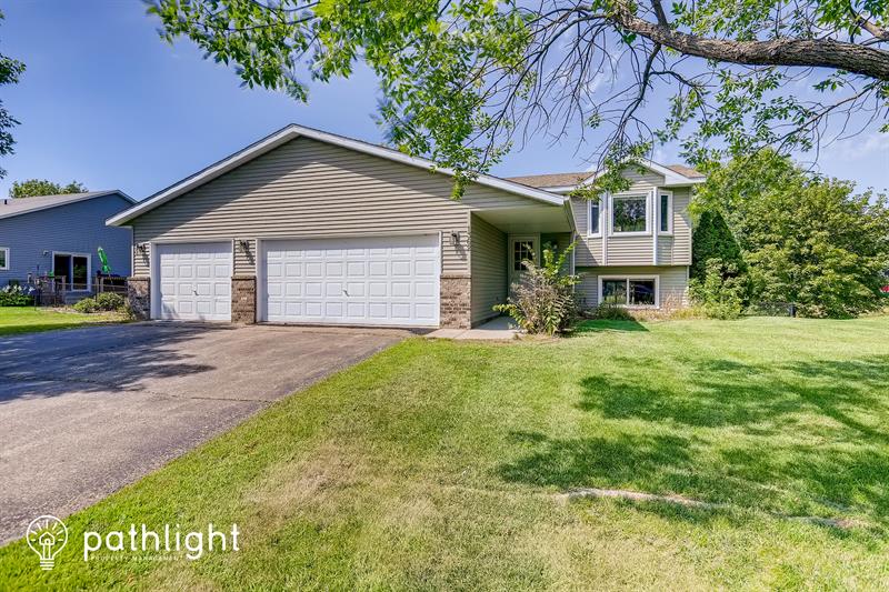 Home for rent 1362 Thistle Lane, Shakopee, MN, 55379 Pathlight