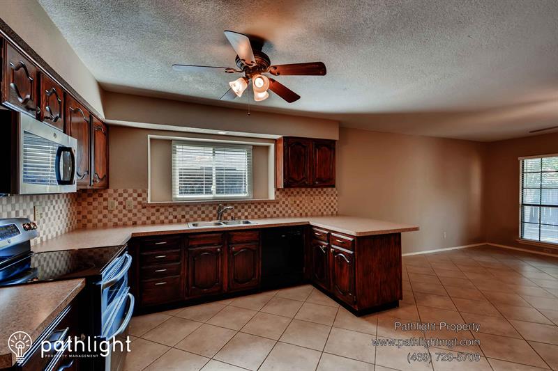 Home for rent 992 Mauve Drive, Lewisville, TX, 75067 Pathlight