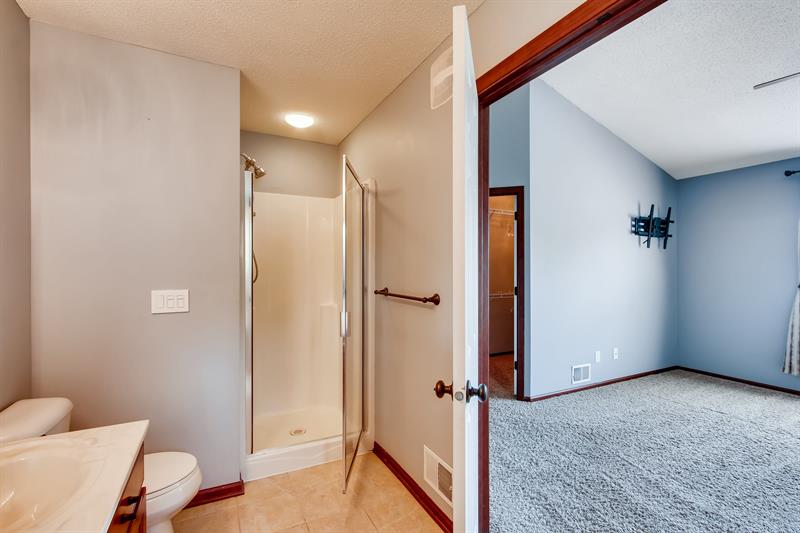 Home for rent 246 Pine Hollow Drive, Circle Pines, MN, 55014 Pathlig